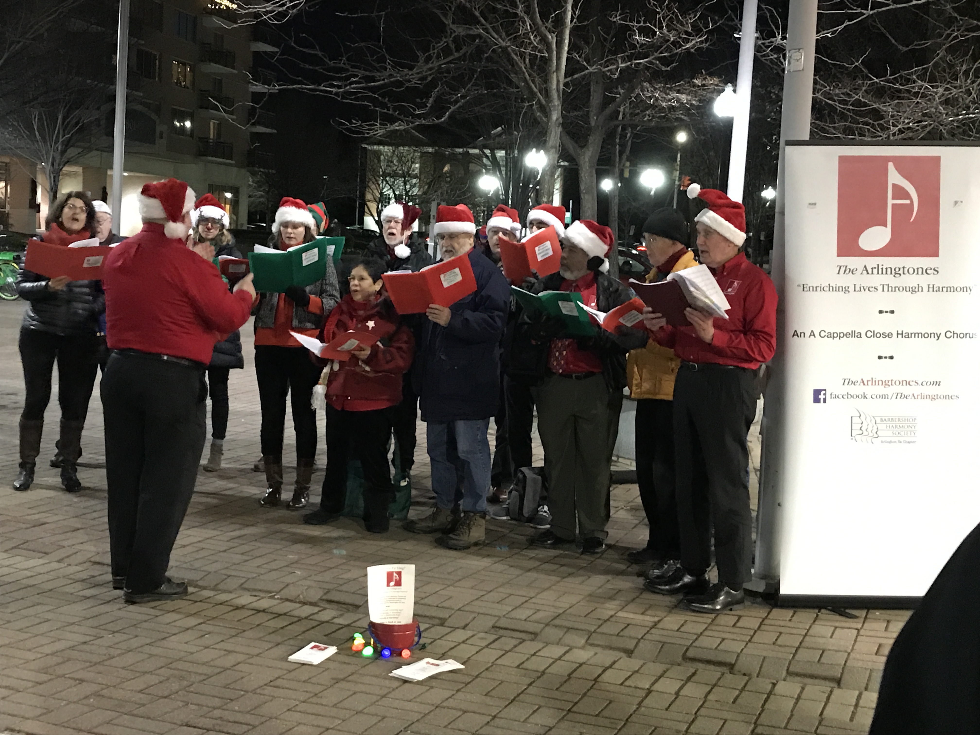 Holiday Chorus - Clarendon Metro Stop